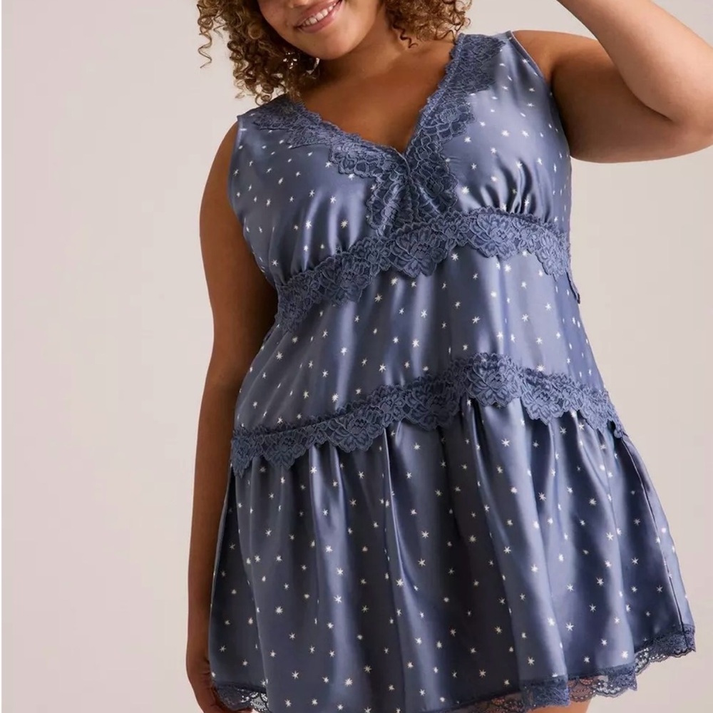 Torrid Sleeveless Lace-Trim Star Print Chemise - Blue NWT